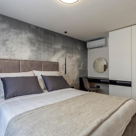 Apartman Izis Centar Pule Пула Екстериор снимка