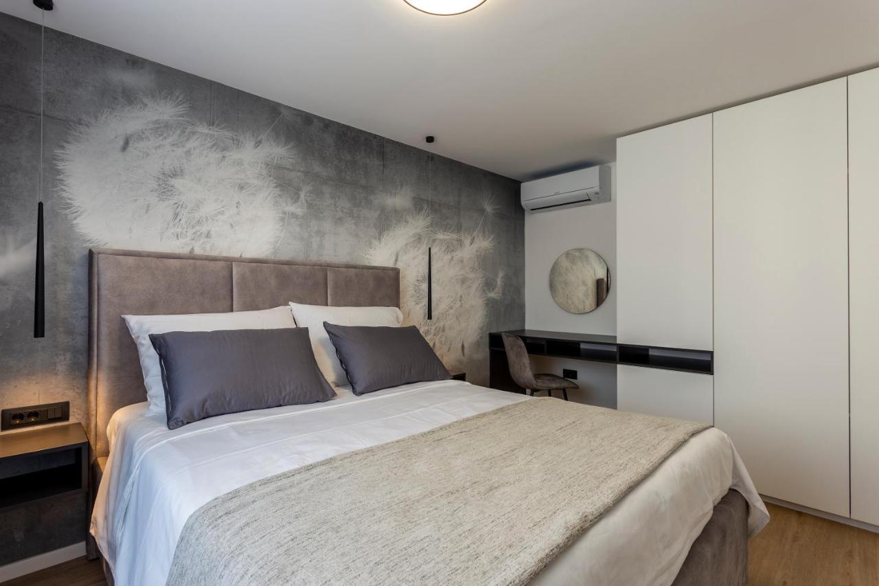 Apartman Izis Centar Pule Пула Екстериор снимка