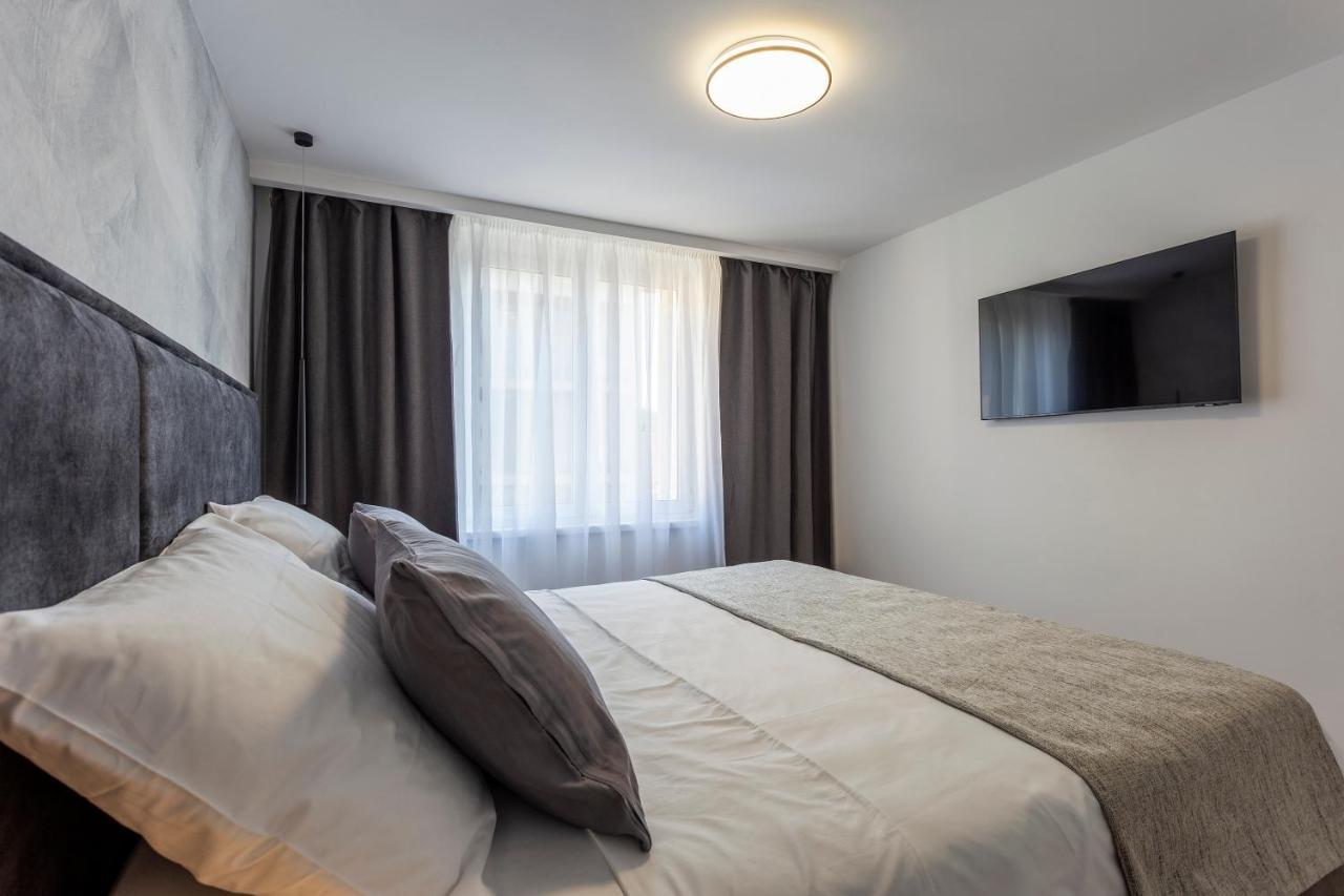 Apartman Izis Centar Pule Пула Екстериор снимка